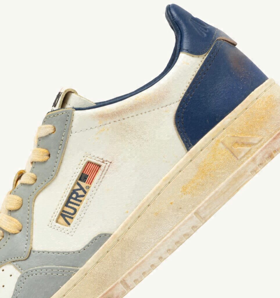 MEDALIST LOW SUPER VINTAGE EN CUIR LIMESTONE BLANC ET BLEU