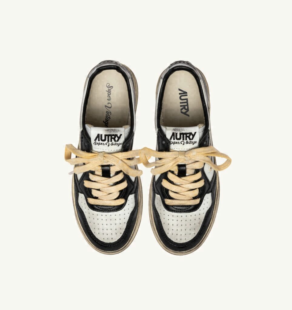 MEDALIST LOW SUPER VINTAGE LOW EN CUIR BLANC NOIR ET ARGENT