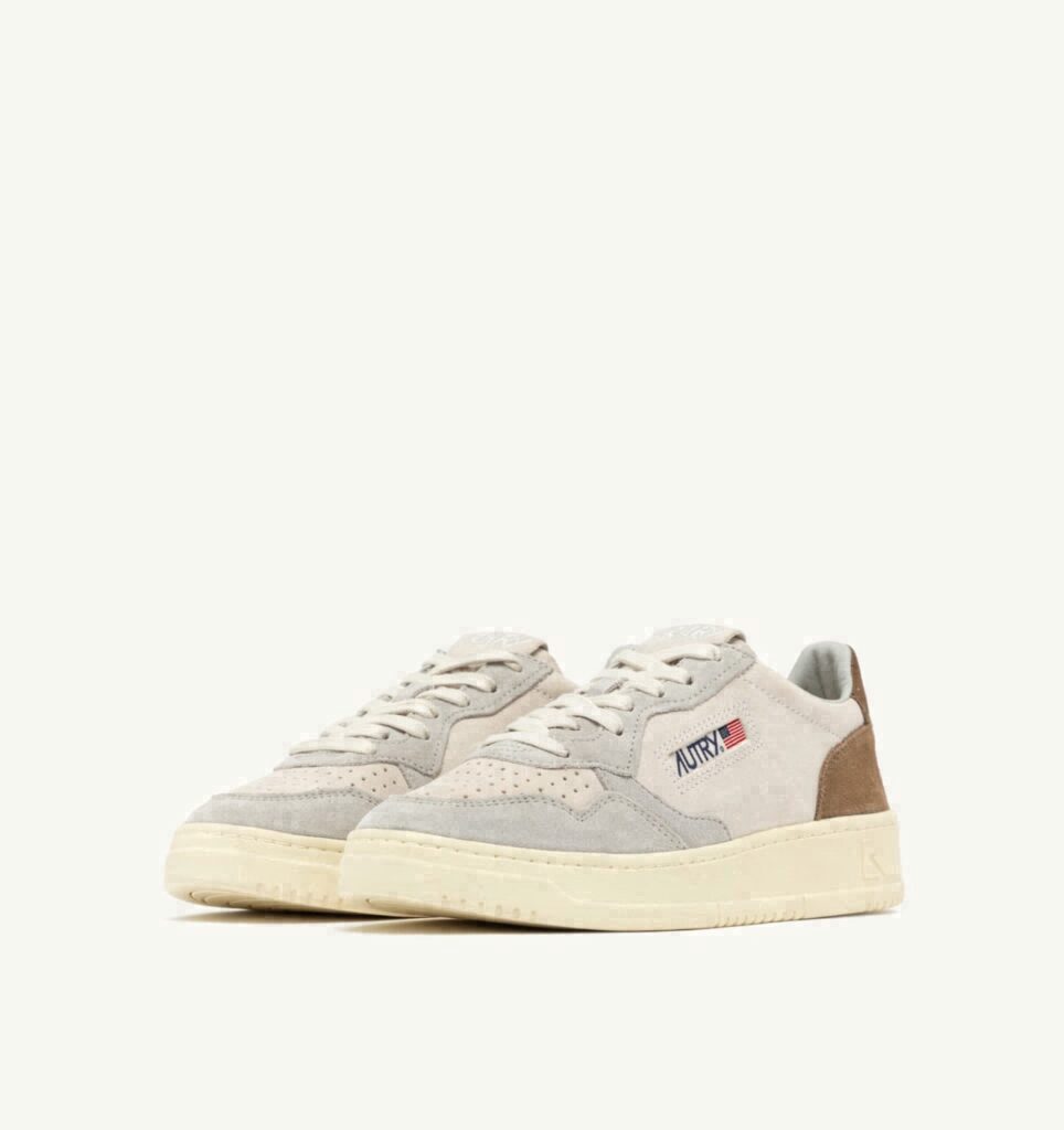 MEDALIST LOW TRICOLOR EN DAIM BLANC CIGAR ET VAPOR