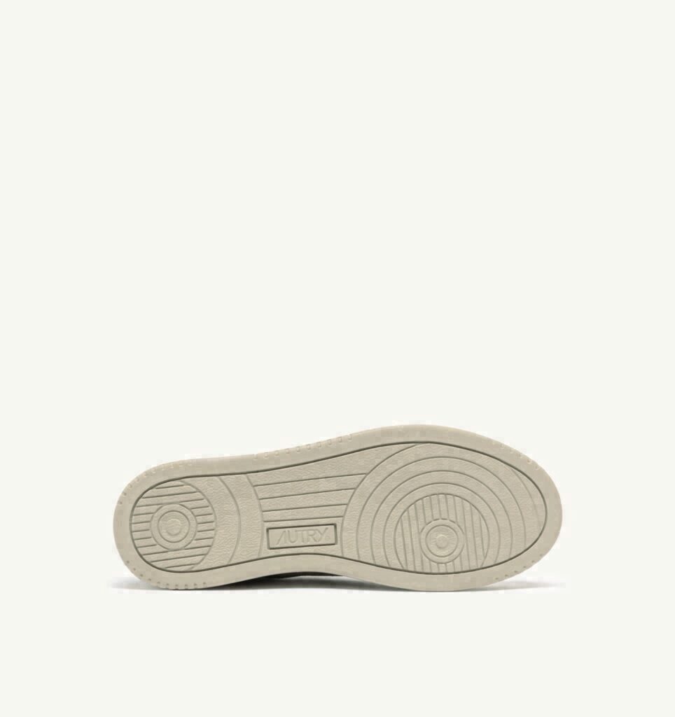 MEDALIST LOW TRICOLOR EN DAIM BLANC SKY ET LOFT