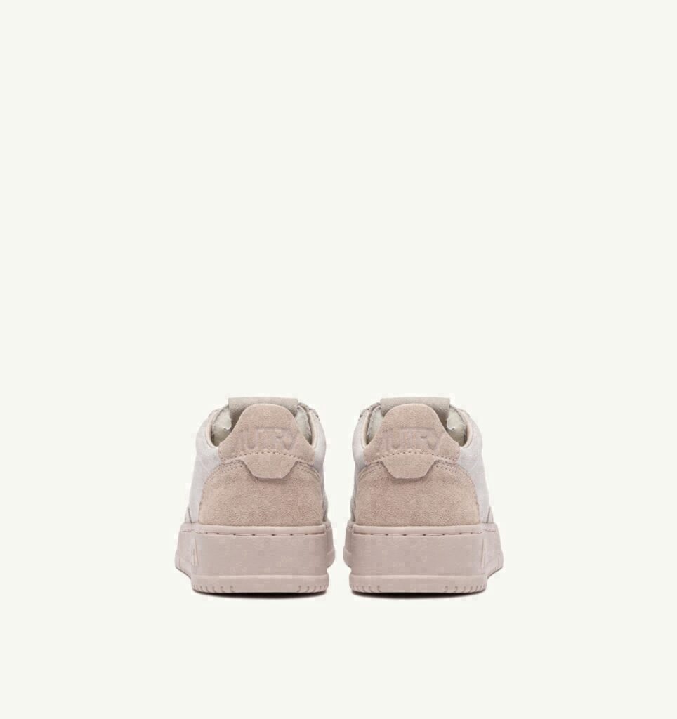 MEDALIST LOW TRICOLOR EN DAIM PHARD BLANC ET SAND